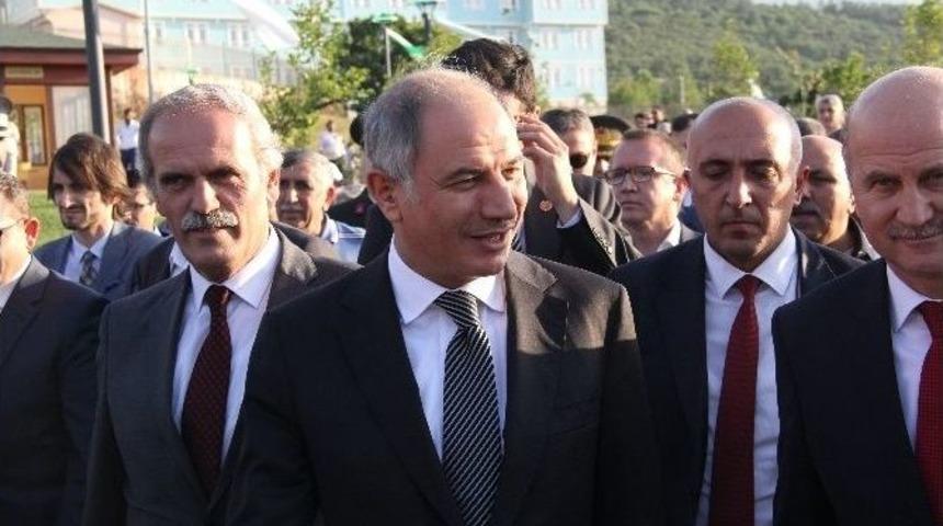 Bakan Ala: "biz Garantili Demokrasi İ&ccedil;in Başkanlık Diyoruz"