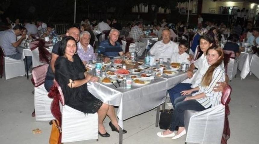 İl Milli Eğitim M&uuml;d&uuml;rl&uuml;ğ&uuml; Personeli İftarda Buluştu