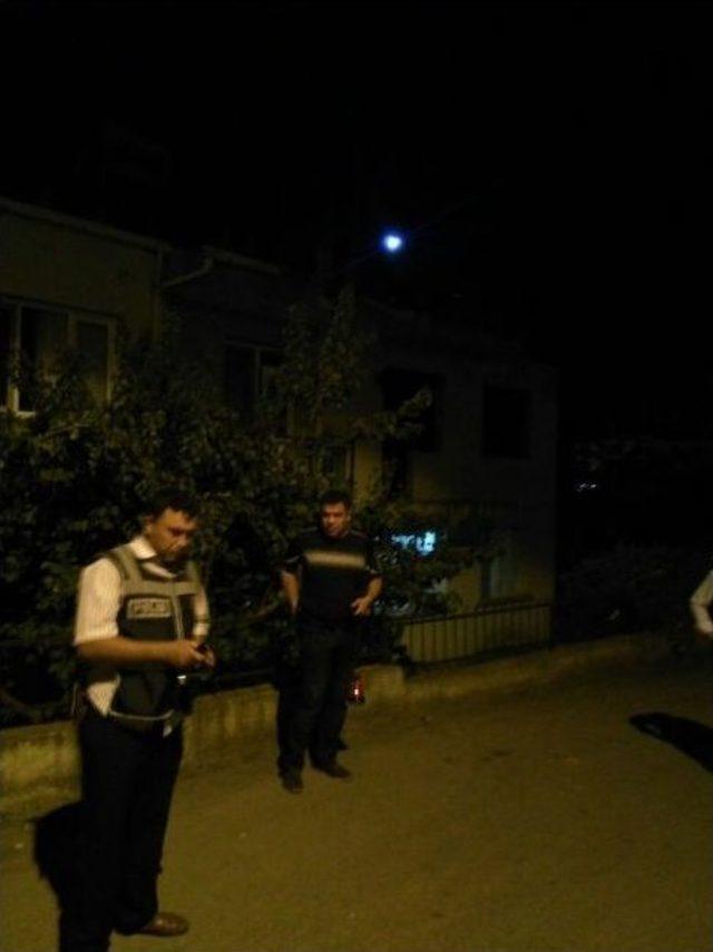 Polise Atılmak İstenen Roket Eve İsabet Etti