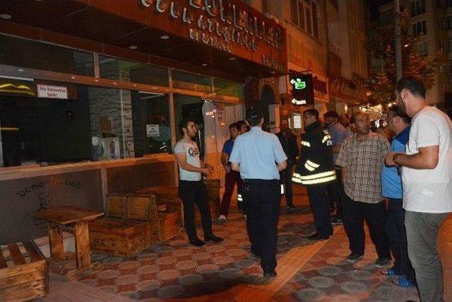 Ocakta Unutulan Yemek İtfaiye Ekiplerini Harekete Geçirdi