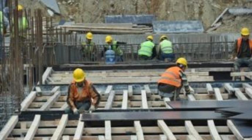 Kuşadası&rsquo;nda 15 Ekim&rsquo;e Kadar İnşaatlara Kısıtlama Getirildi