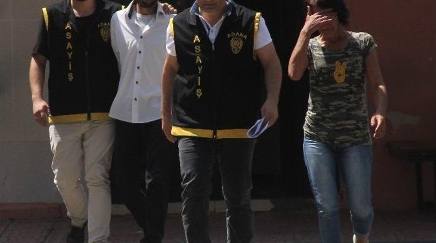 Sahte M&uuml;şteri Temsilcileri Yaşlı Adamı Dolandırdı