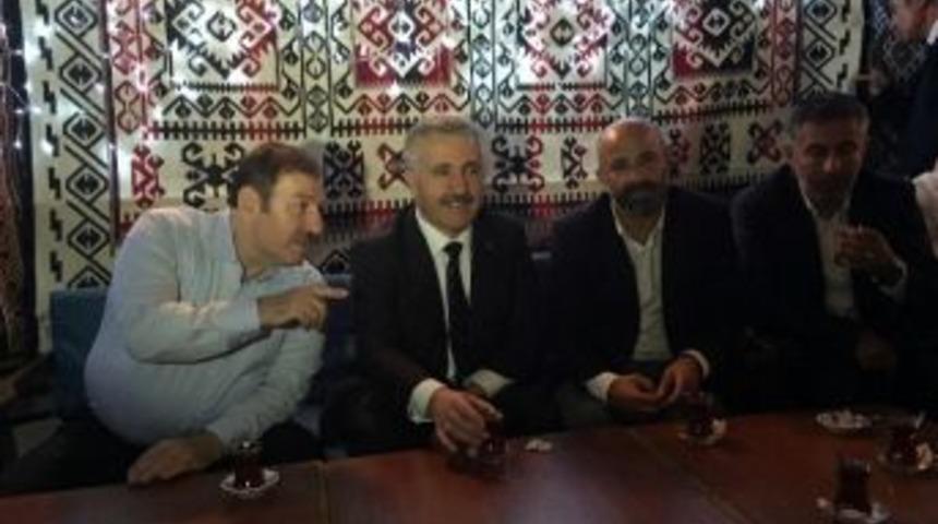 Bakan Ahmet Arslan İstanbul&rsquo;daki Hemşehrileriyle Buluştu