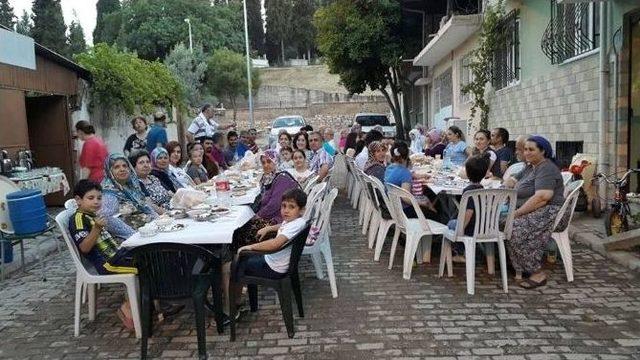 Muhtar Ölünce, Gelenekleri Eşi Ayşe Teyze Yaşatmaya Başladı