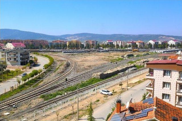 Hükümet-belediye Uyumu İle Torbalı’da Taşlar Yerine Oturuyor