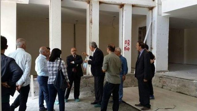 Van Devlet Tiyatrosu 5 Yıl Aradan Sonra Perdelerini Açıyor