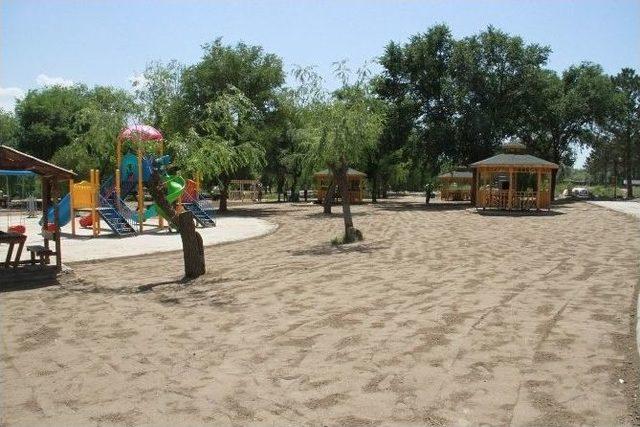 Erzincan’da Park Ve Bahçe Çalışmaları