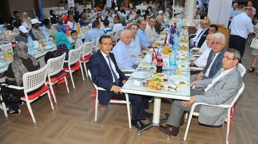 M&uuml;lteciler İftarda Buluştu
