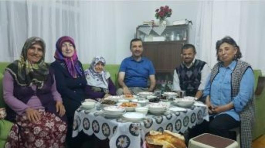Sarıcaoğlu&rsquo;ndan &Ccedil;at Kapı İftar Programı