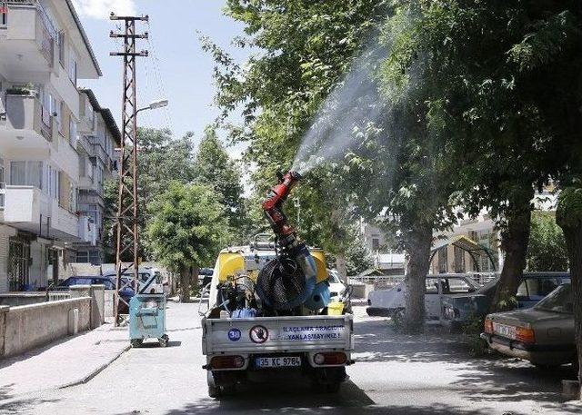 Büyükşehir, 115 Personel İle İlaçlama Çalışmalarını Sürdürüyor