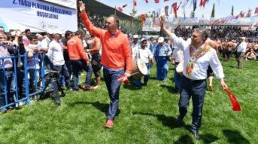 Başkan &Uuml;mit Uysal&rsquo;dan G&uuml;reş Eğitimine Davet