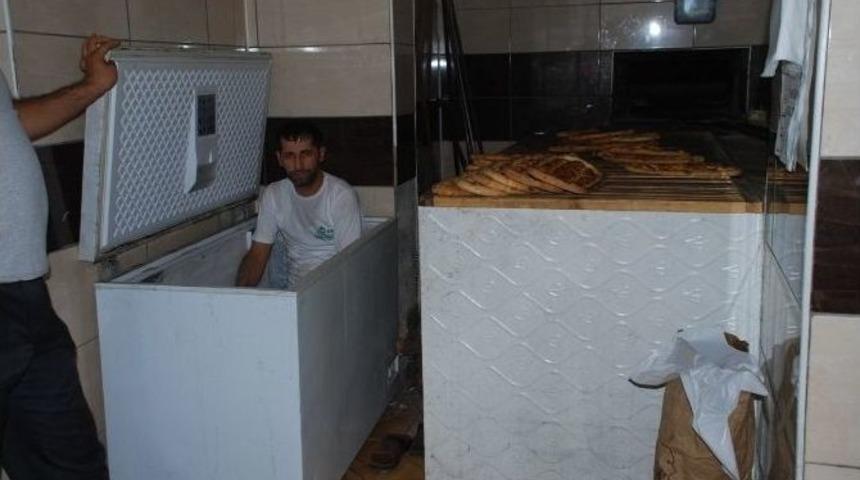 Batman&rsquo;da Fırıncıların İlgin&ccedil; Serinleme Y&ouml;ntemi