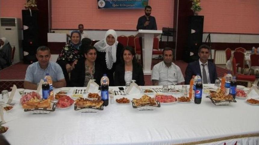 Iğdır’da Dbp Ve Hdp’den, Öldürülen Pkk’lıların Ailelerine İftar