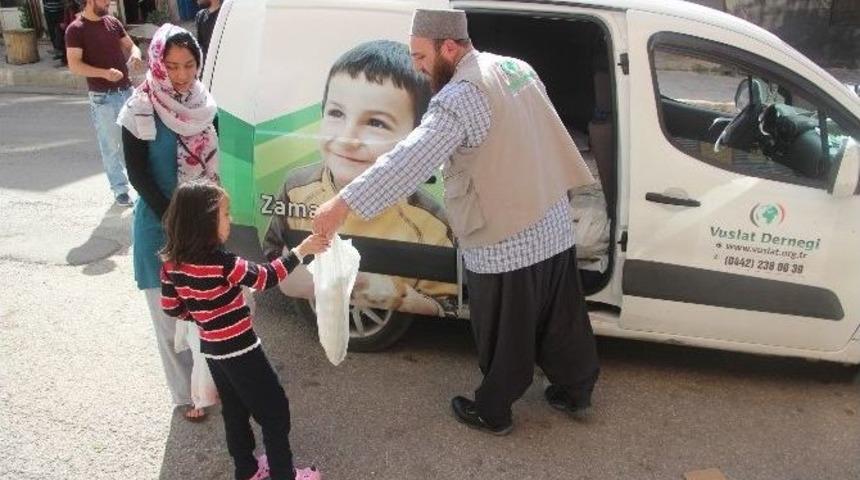 Vuslat Derneği İhtiya&ccedil; Sahibi Aileleri Unutmadı