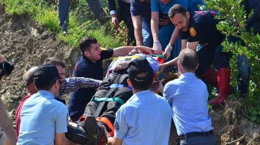 Otomobil Bah&ccedil;eye U&ccedil;tu: 1 Yaralı