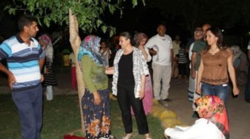 Bağlar Belediyesi Halk Buluşmaları S&uuml;r&uuml;yor