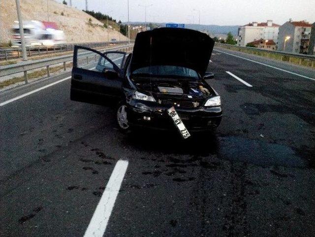 Bozüyük’te İki Otomobil Çarpıştı, 8 Yaralı