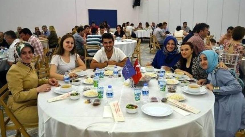 İl&ccedil;e Milli Eğitim M&uuml;d&uuml;rl&uuml;ğ&uuml;nden 3&rsquo;&uuml;nc&uuml; Geleneksel İftar Programı