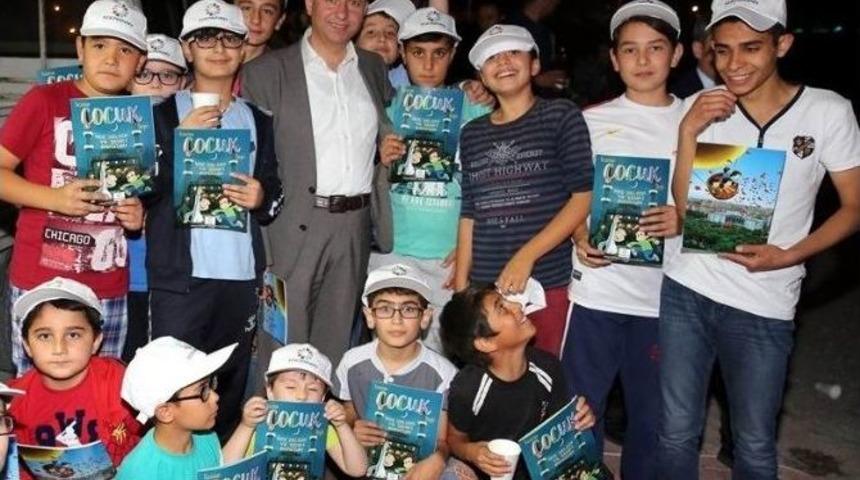Başkan &Ccedil;olakbayrakdar G&uuml;l Park&rsquo;ta Vatandaşlarla Birlikte