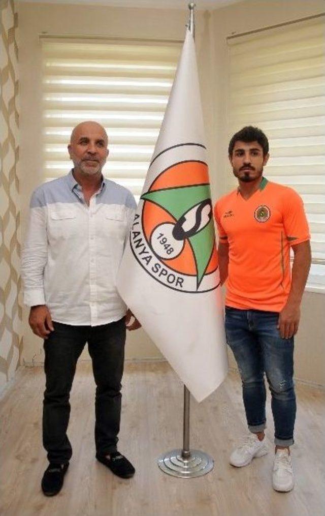 Alanyaspor Erhan Kartal’ı Transfer Etti