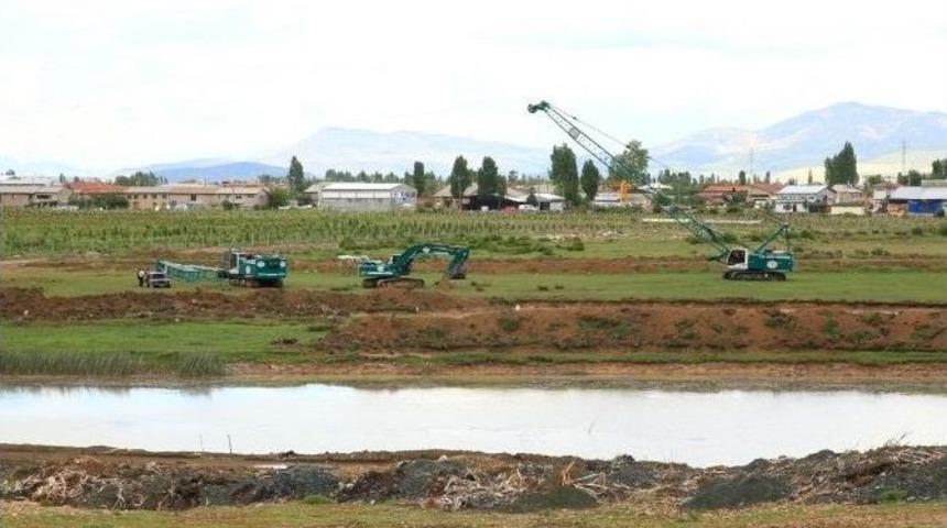 Kuğulu Vadisi Projesi &Ccedil;alışmaları S&uuml;r&uuml;yor