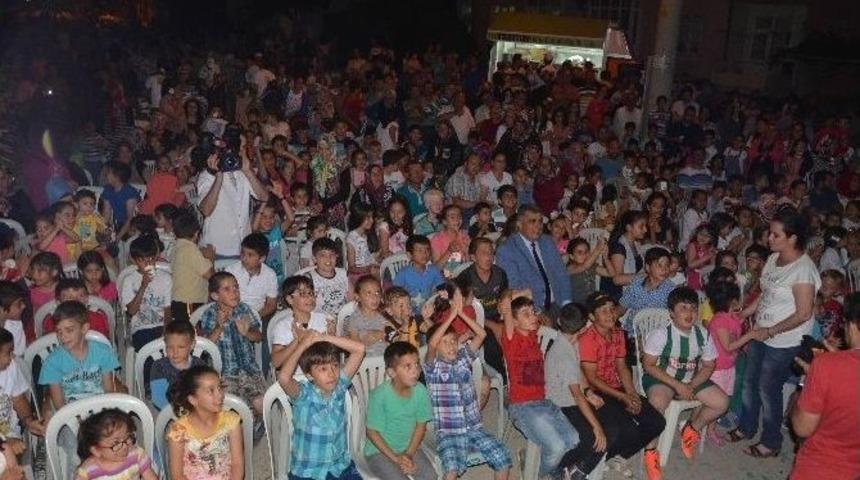 Başkan &Ouml;zg&uuml;ven, &Ccedil;ocuklarla Eğlendi