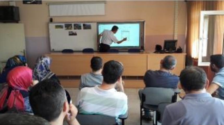 Aksaray&rsquo;da &Ouml;ğretmenlere Seminer