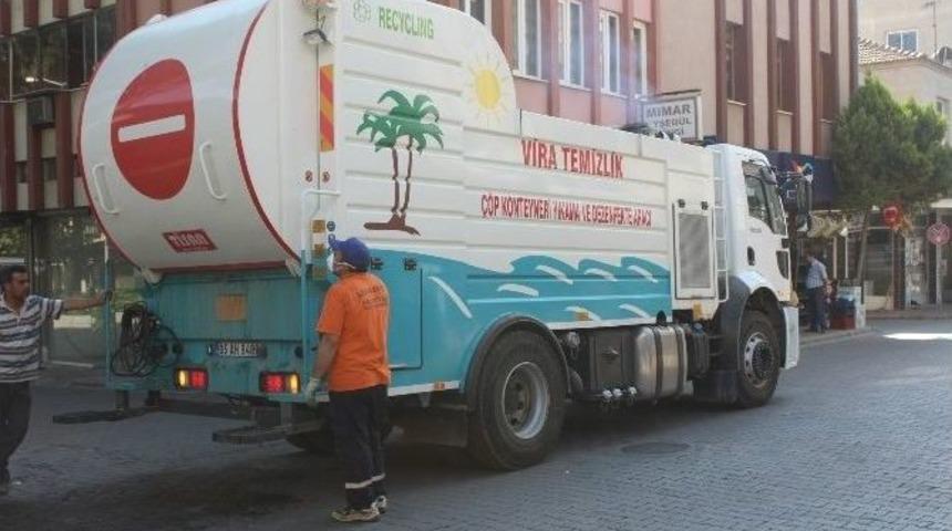 Alaşehir&rsquo;de &Ccedil;&ouml;p Konteynerleri Dezenfekte Ediliyor