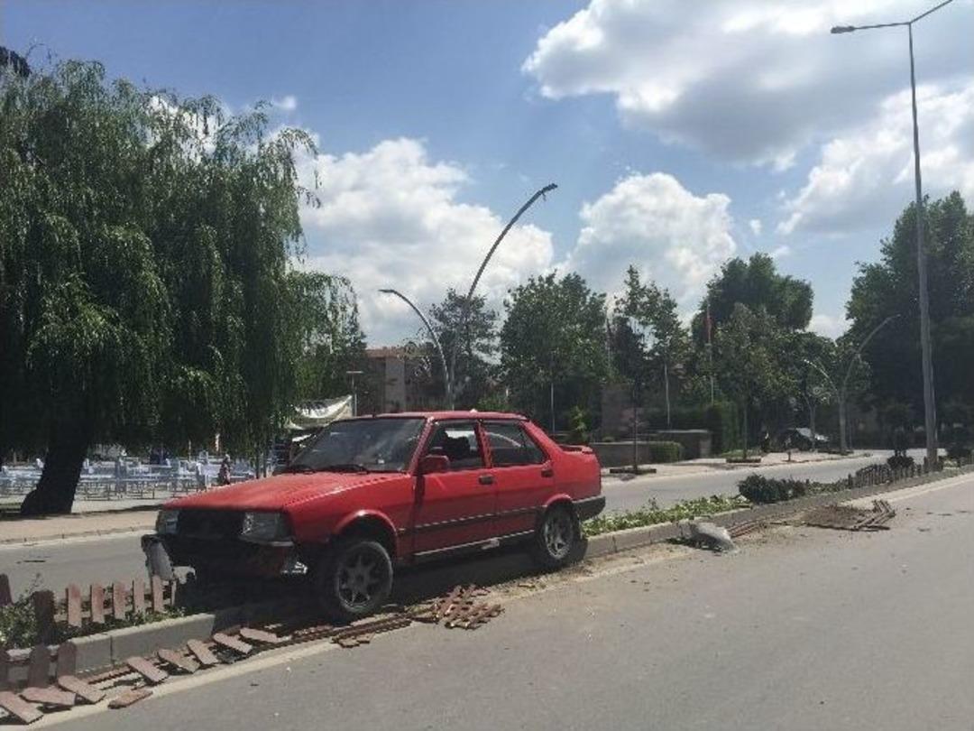 Bolu&rsquo;da Şaşkına &Ccedil;eviren Kaza