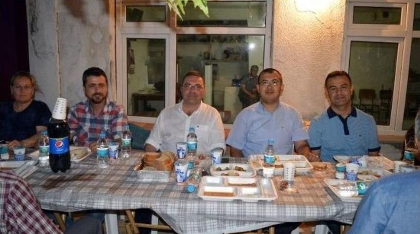 Şark&ouml;y İl&ccedil;e Protokol&uuml; İftarda Bir Araya Geldi