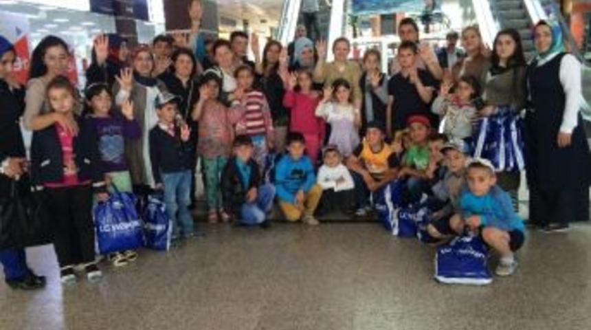 Ak Partili Kadınlar Bitlis&rsquo;te