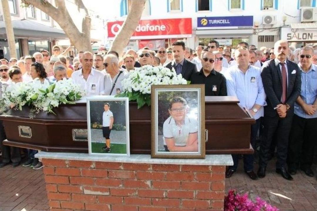 Minik Yelkenci Bodrum&rsquo;u Yasa Boğdu