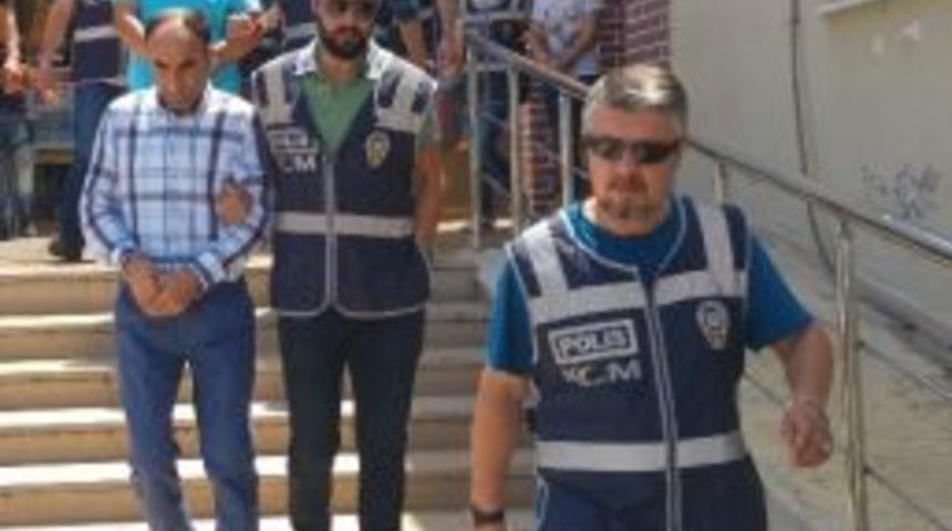 Karşılıksız &Ccedil;ek &Ccedil;etesine 3 Tutuklama