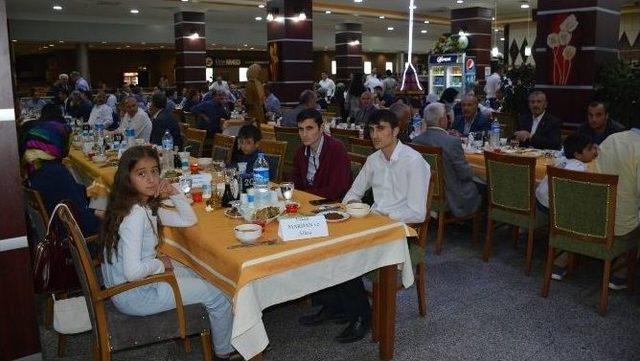 Bitlis Asp Müdürlüğünden Gazi Ve Şehit Ailelerine İftar