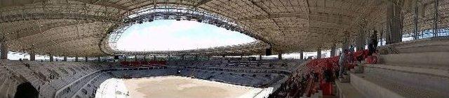 Türkiye Yeni Stadyumlarına Kavuşuyor