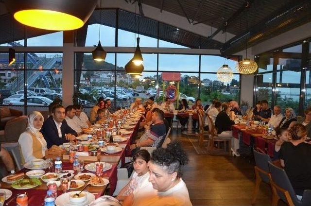 Kaymakam Yapıcı’dan Şehit Ve Gazi Ailelerine İftar