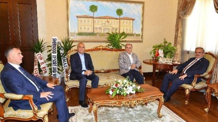 Turizmcilerden Vali Karaloğlu&rsquo;na Ziyaret