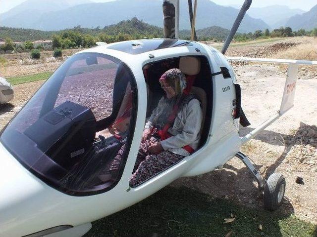 (özel Haber) 80 Yaşında İlk Kez Cayrokopter İle Uçtu
