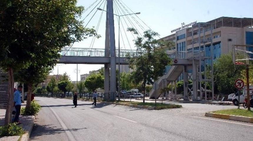 &Uuml;st Ge&ccedil;itlerin Yerine Kara Yolunu Kullanıyorlar