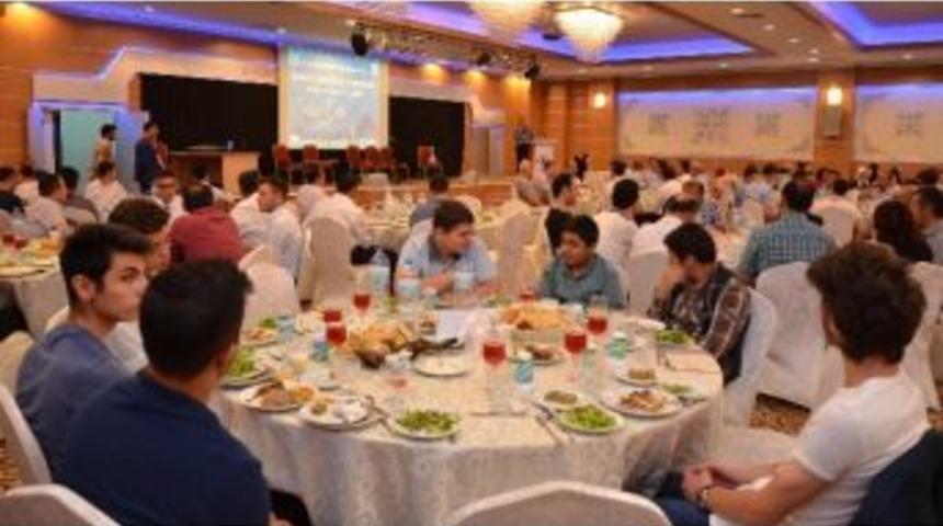 Pursaklar Belediye Başkanı &Ccedil;etin Eğitimcileri Ağırladı