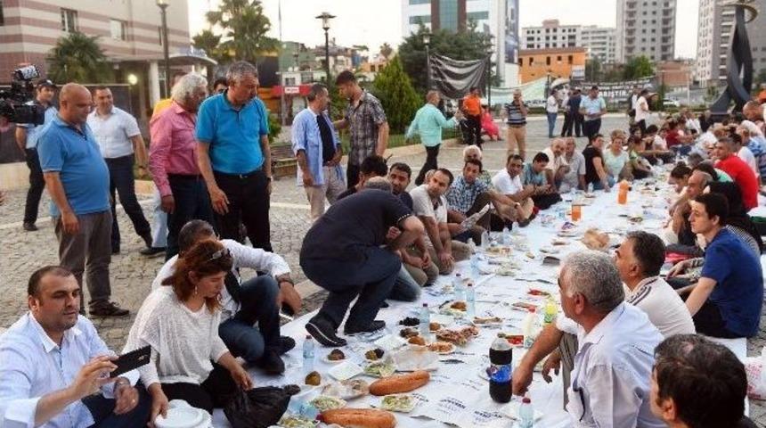 Yery&uuml;z&uuml; Sofrası Seyhan&rsquo;da Kuruldu