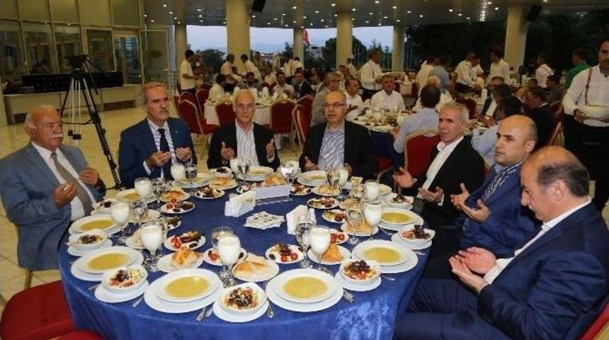 B&uuml;y&uuml;kşehir Ailesi İftarda Buluştu