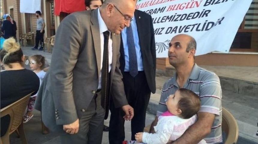 Ak Parti İl Başkanı Hüseyin Cahit Özden, Ramazanda Vatandaşlarla Bir Araya Gelmeye Devam Ediyor