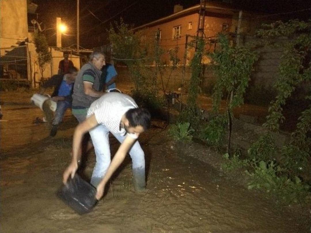 Van&rsquo;daki Su Baskınları