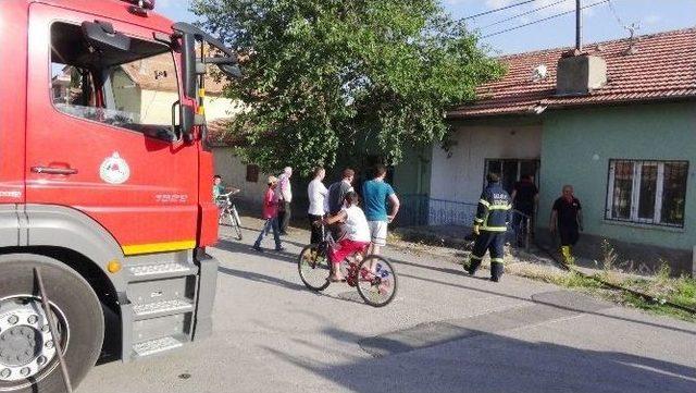 Aksaray’da Müstakil Evde Yangın