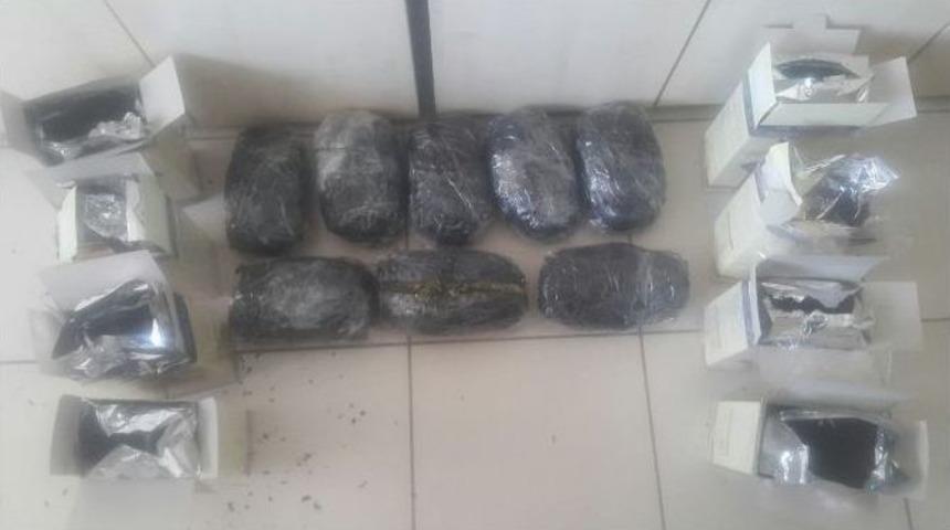 Diyarbakır&rsquo;dan İzmir&rsquo;e Uyuşturucu Sevkıyatına Polis Baskını