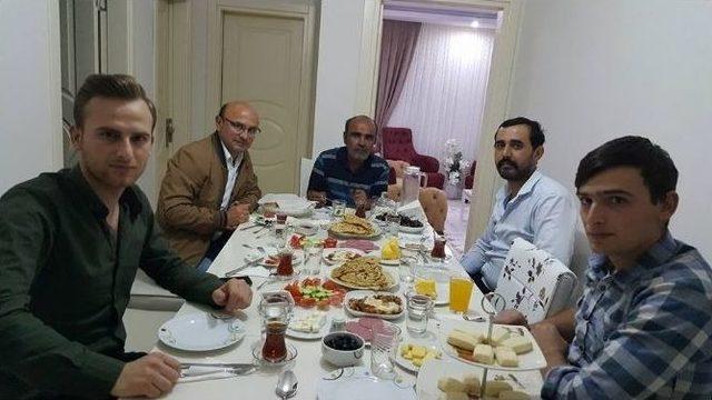 Belediye Başkanından Sahur Sürprizi