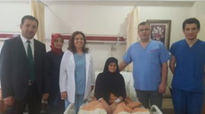Bayırbucaklı T&uuml;rkmen Hasta&rsquo;ya Eş Zamanlı Ameliyat