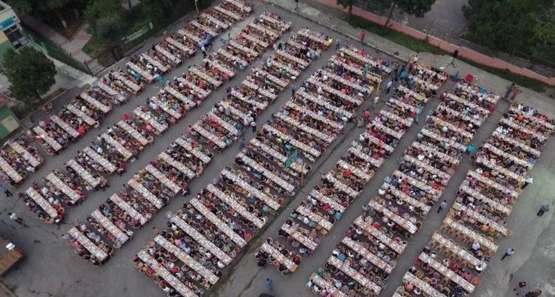 Komşu Kardeşliği Zirvede