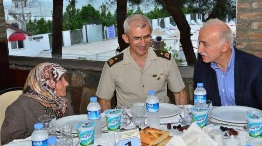 Garnizon Komutanlığı’ndan Şehit Yakınları Ve Gazilere İftar